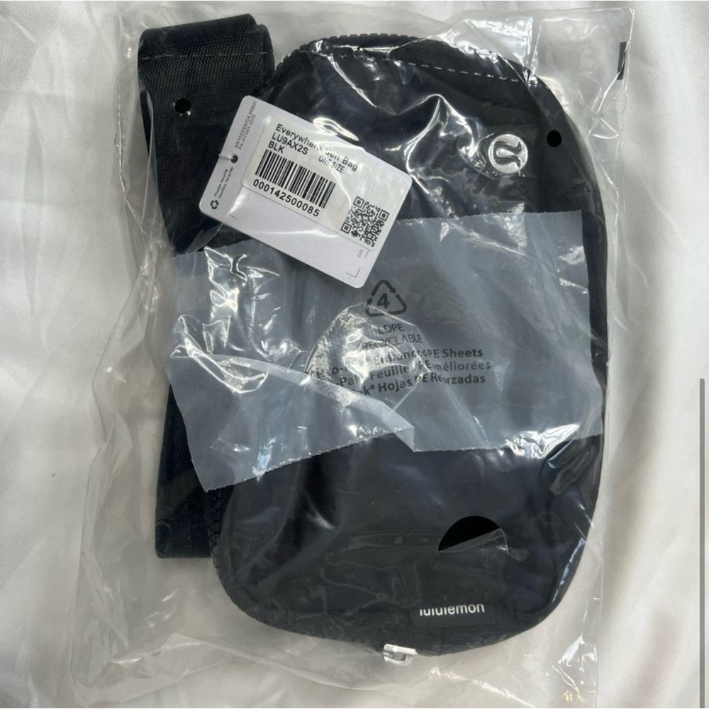 lululemon belt bag